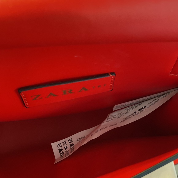 Red small cute bag - Picture 4 of 5